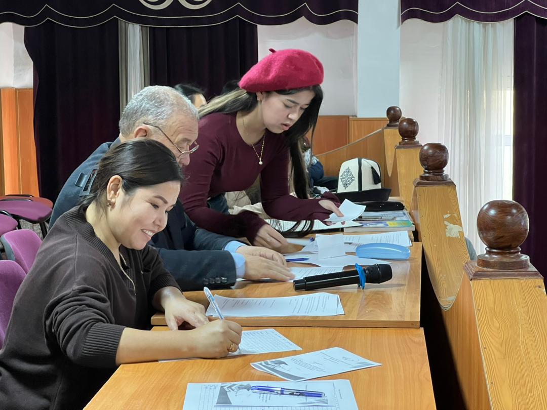 0e7125fa-a819-4991-b9c3-2894c298e195