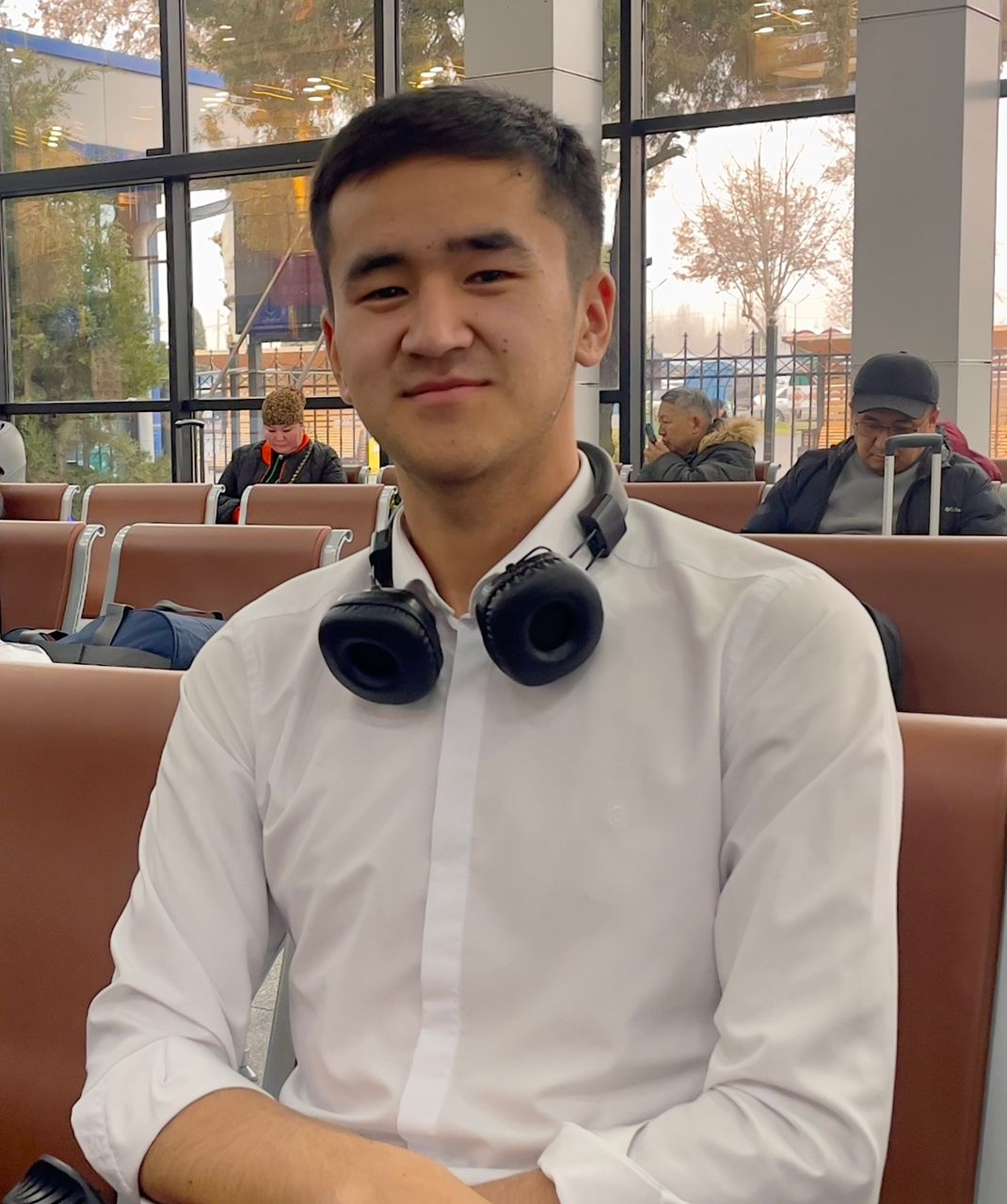 WhatsApp Image 2025-12-15 at 09.16.18