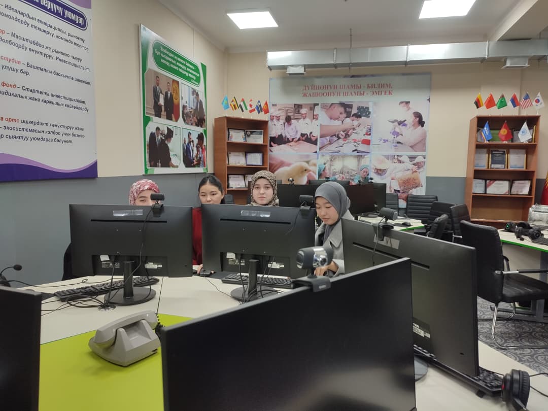 3ac66929-efe3-425f-8cae-d6f46e6f5f7b