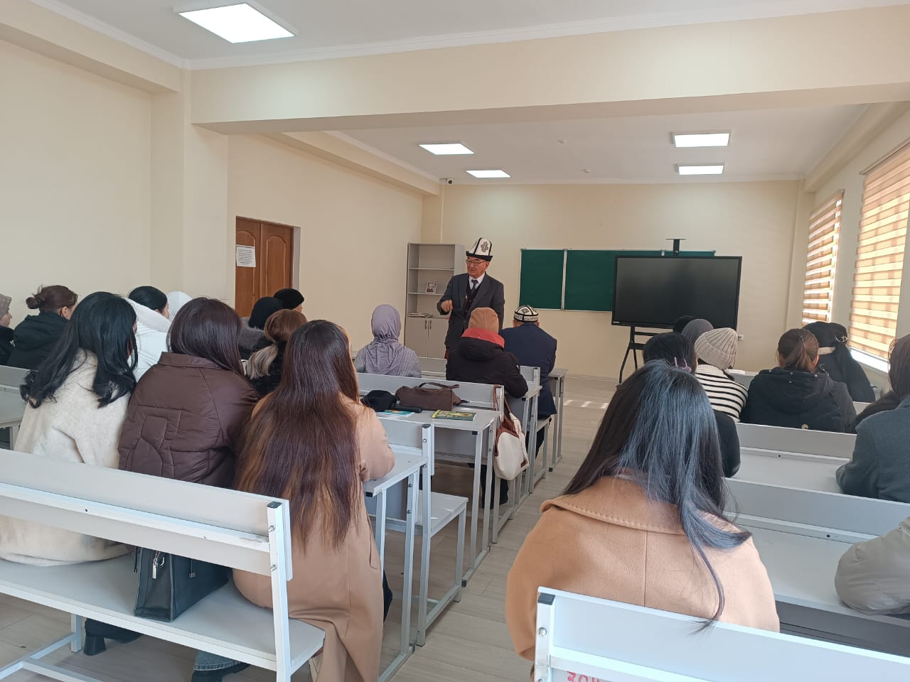 f77423e1-01bb-40ae-beba-e908076b64cd