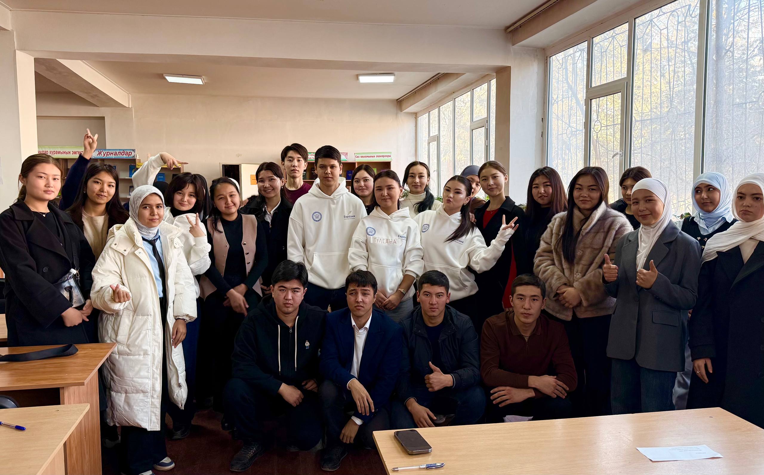 photo_5208456357273605922_w