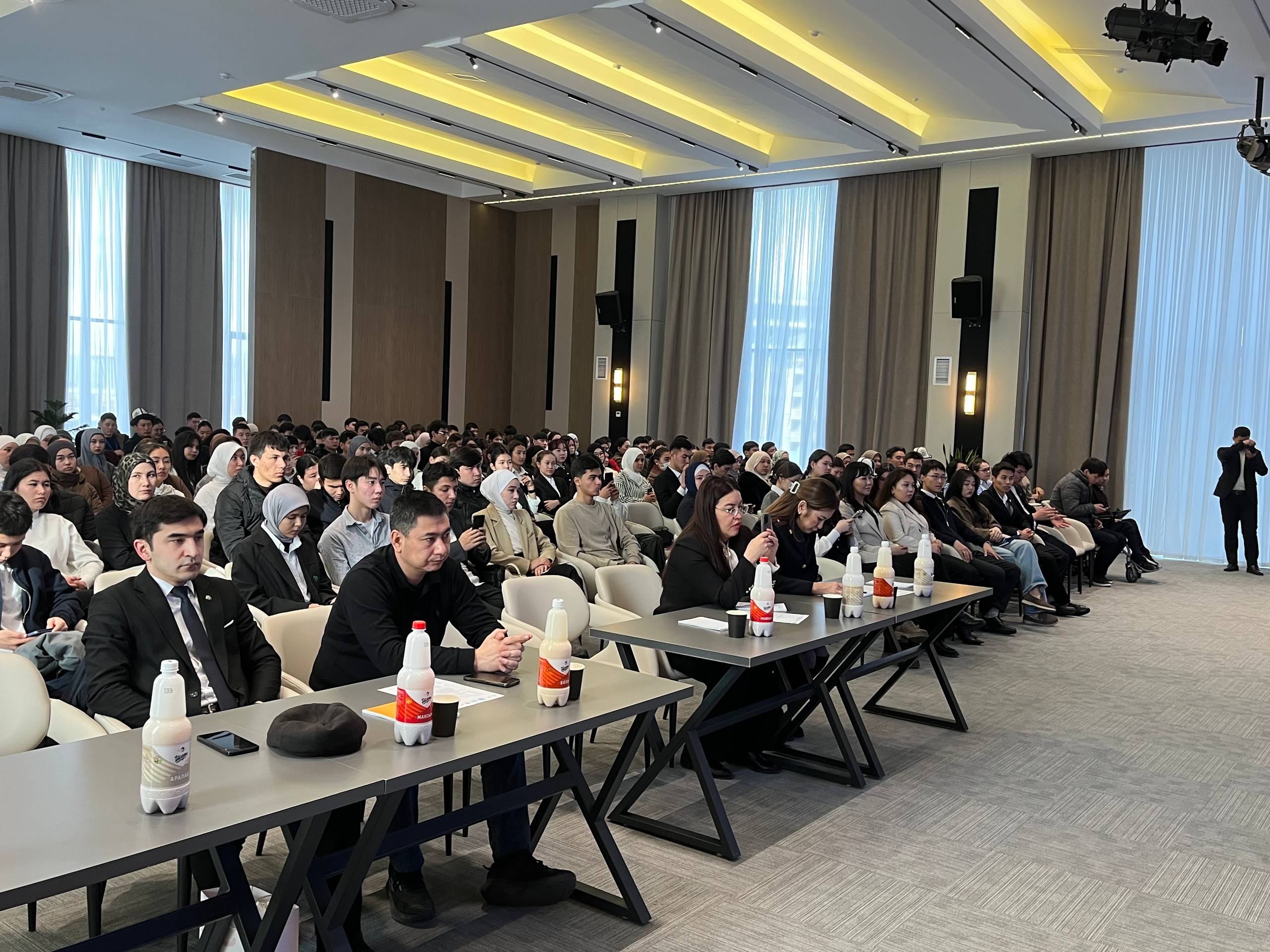 photo_5233734992884601262_w