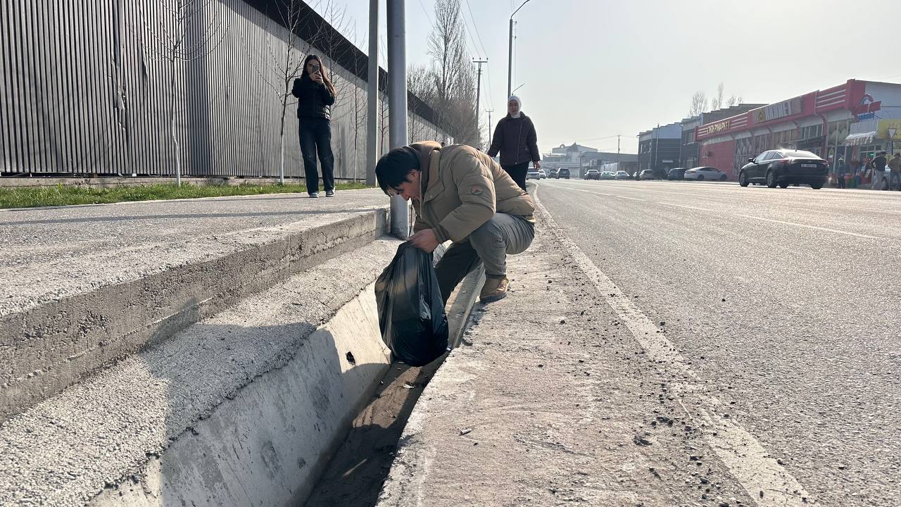 photo_5307799680974525129_y