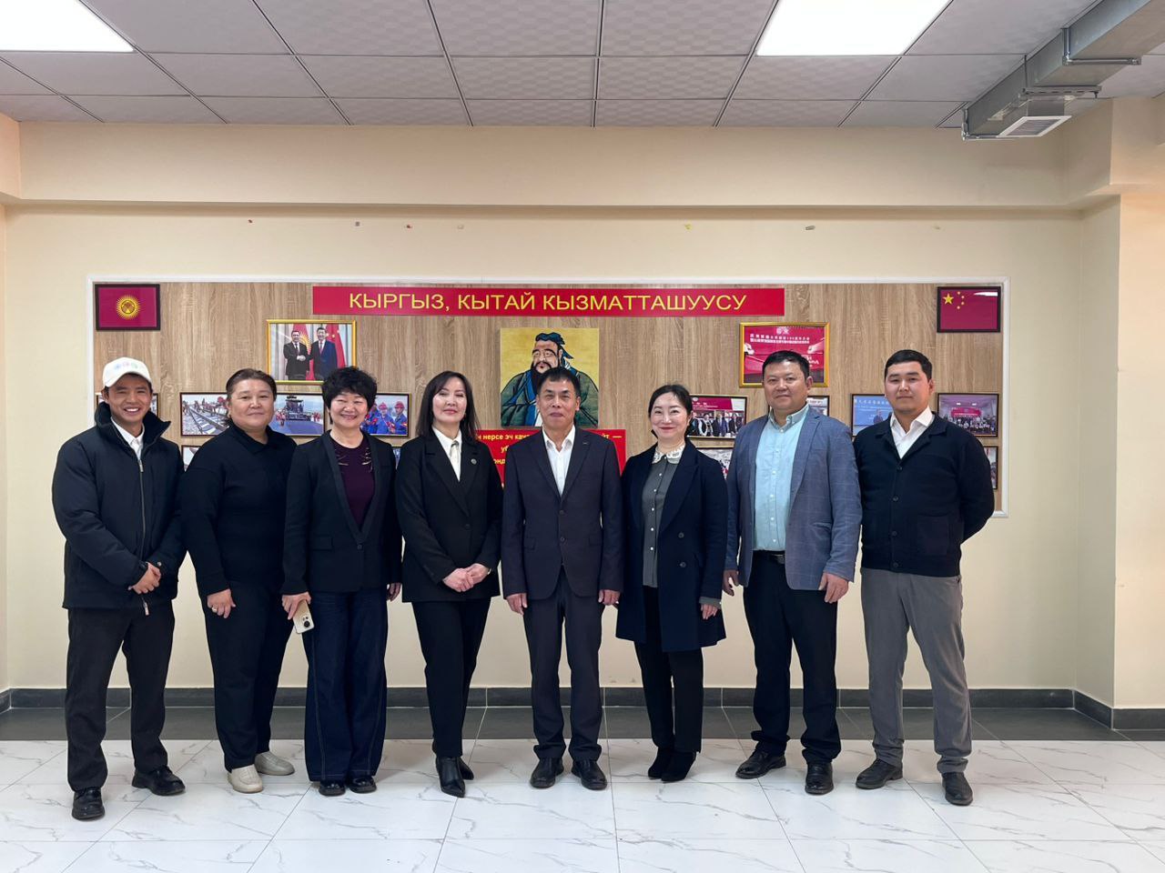 photo_5321050260673074322_y