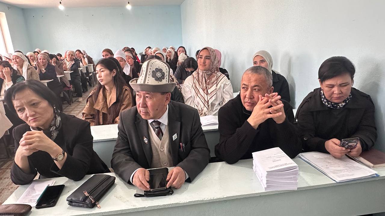 photo_5318780520780993962_y