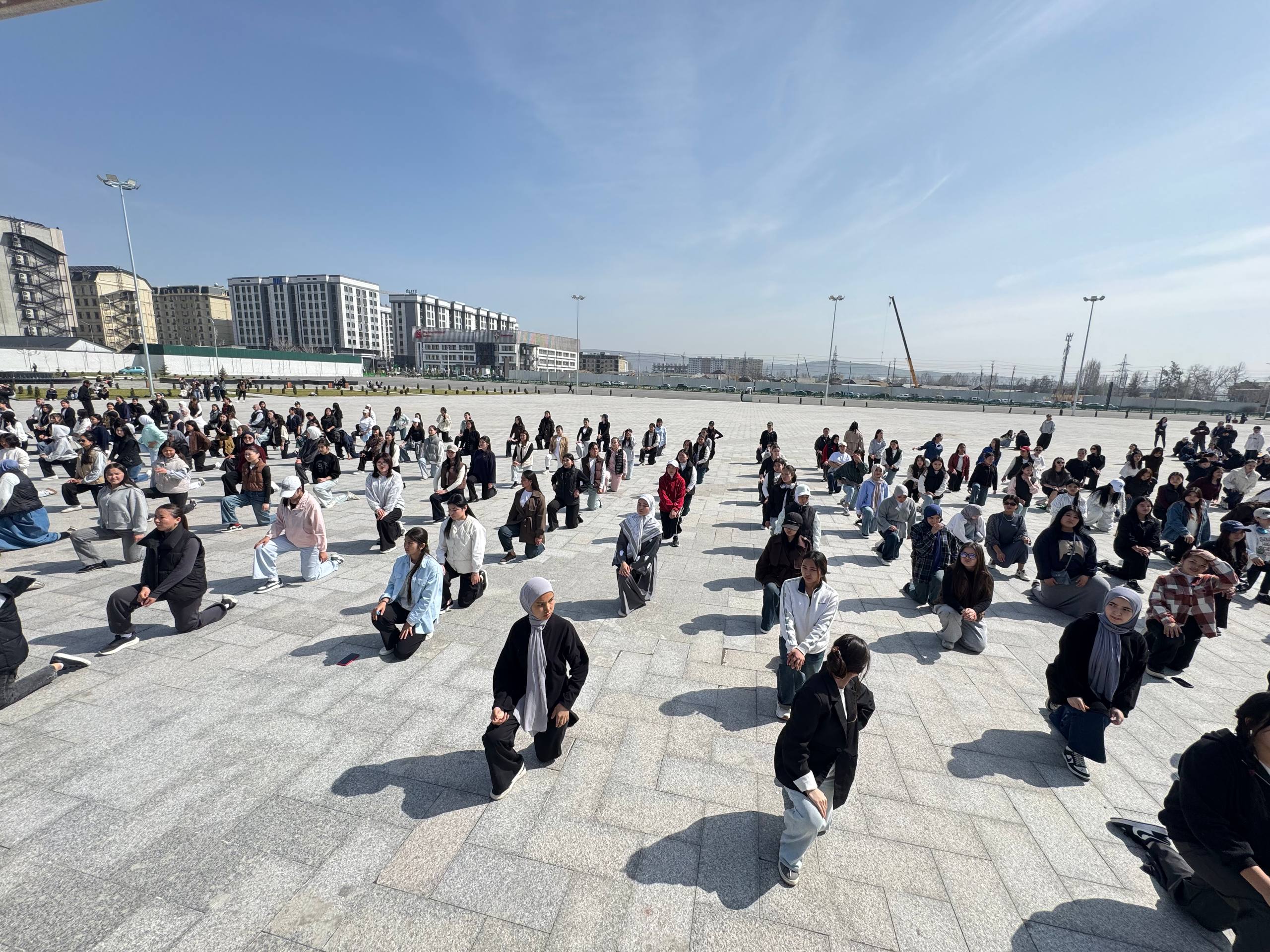 photo_5321174028745643258_w