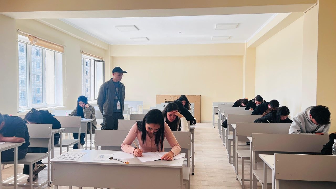 photo_5334828120621650853_y