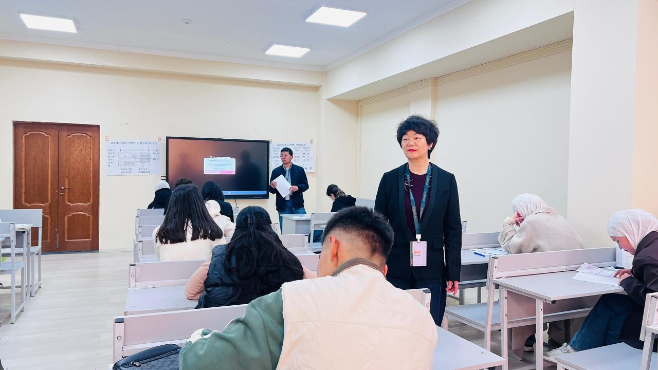 photo_5334828120621650851_y