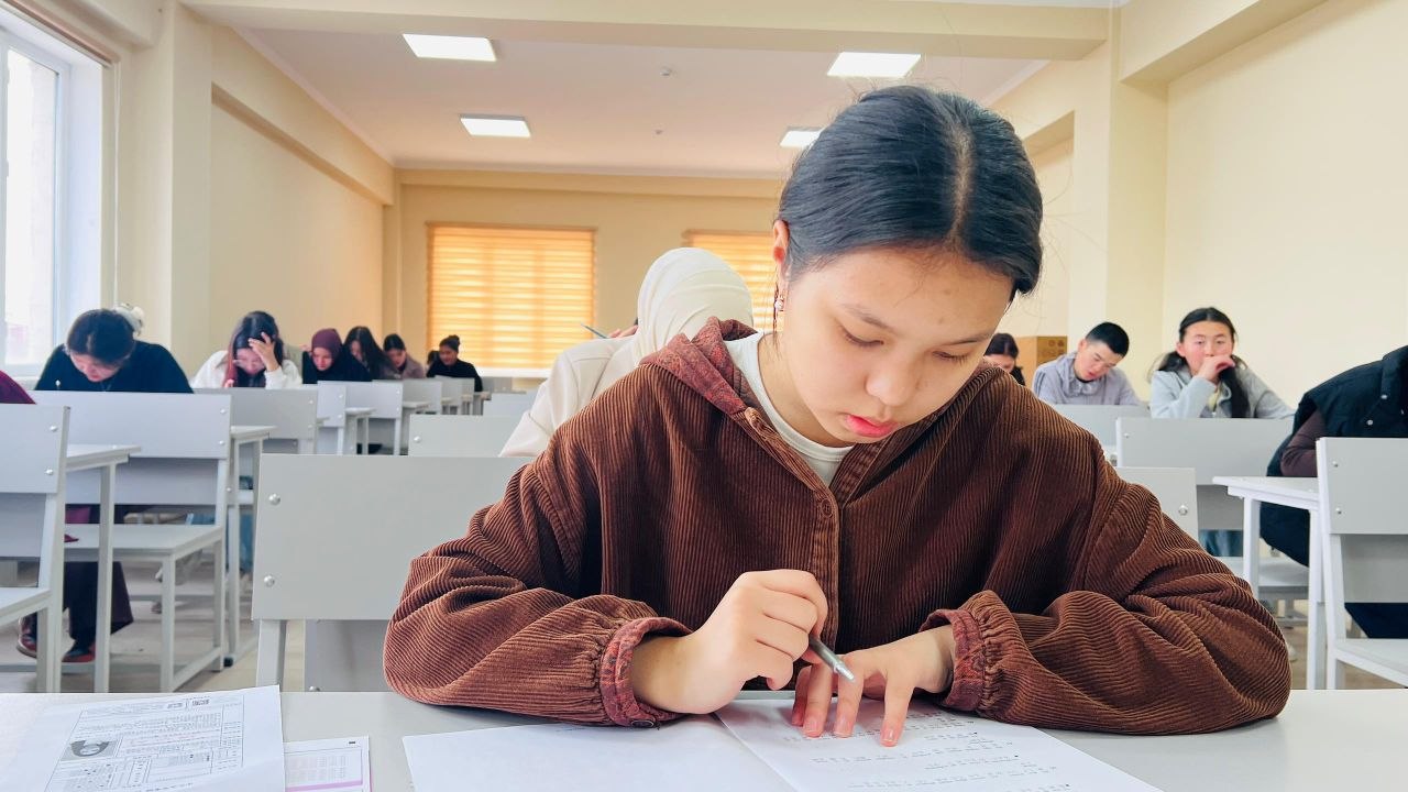 photo_5334828120621650849_y