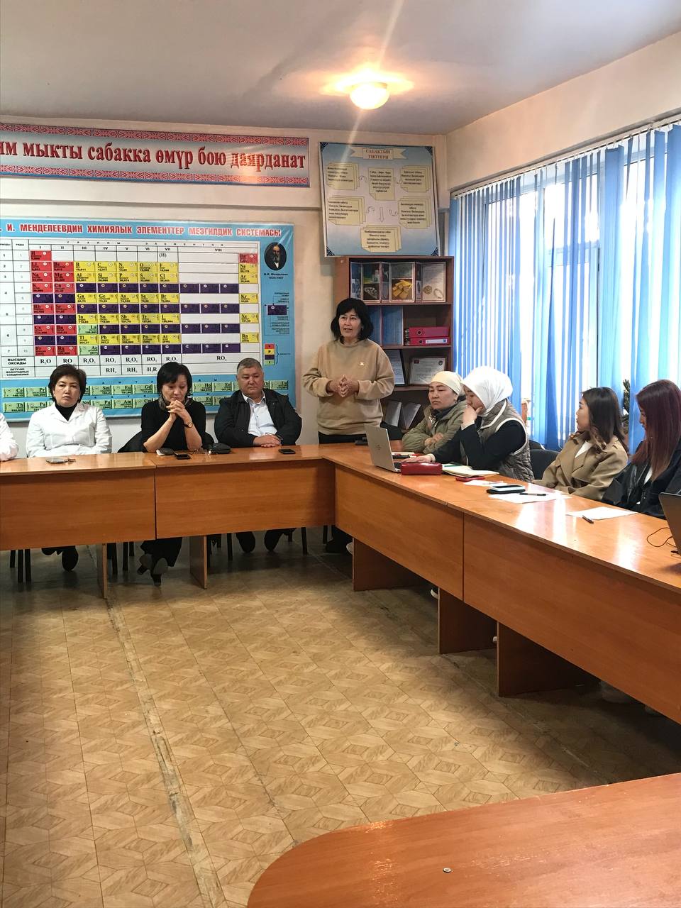 photo_5339298932468683241_y