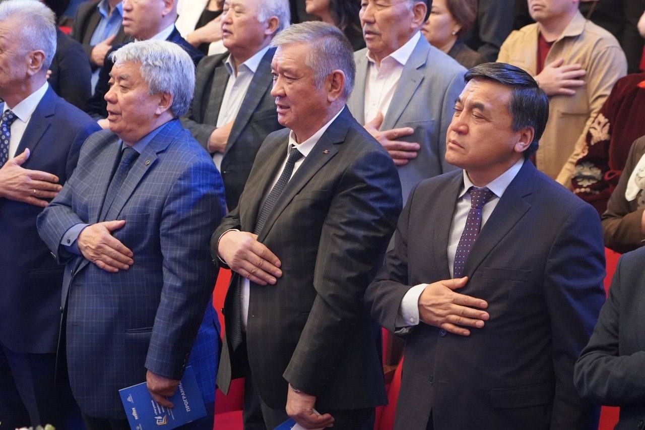 660106482_122117534739204621_5017306733395399539_n