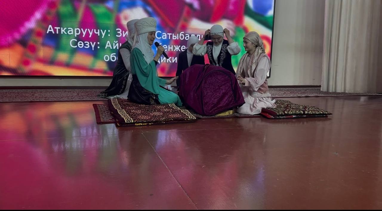 photo_5379769919672621364_y