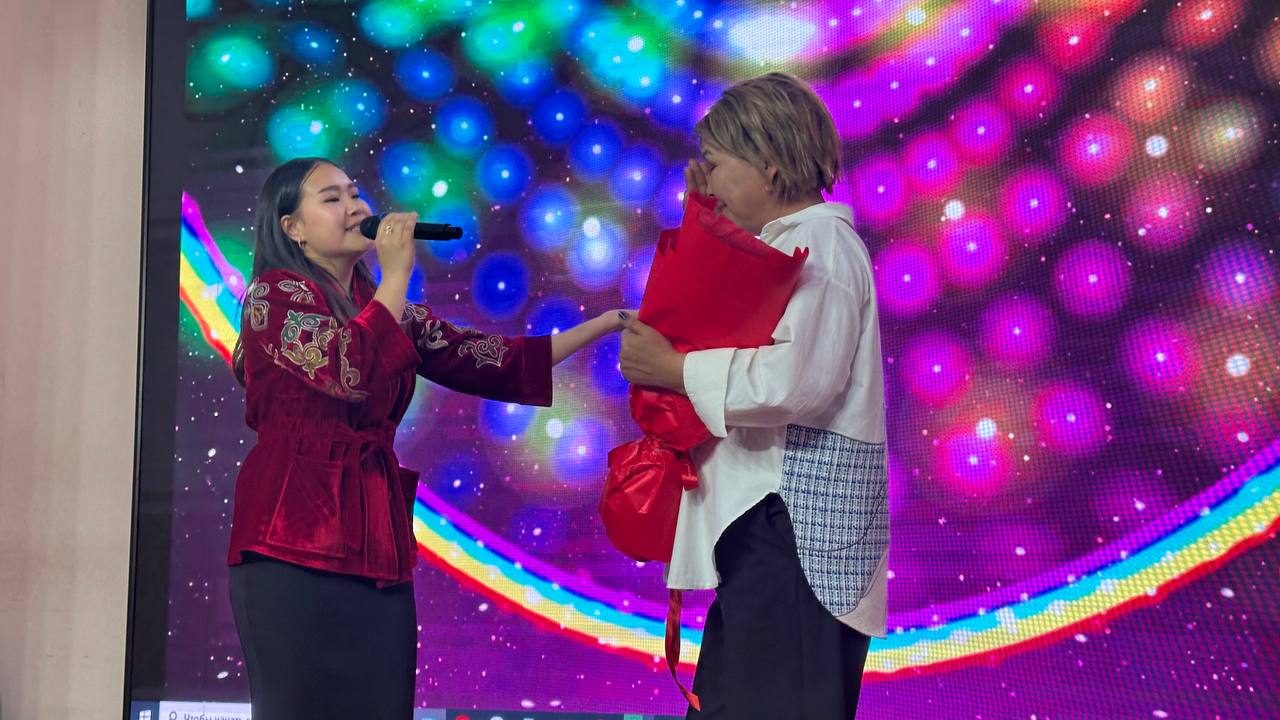 photo_5380076863805396648_y