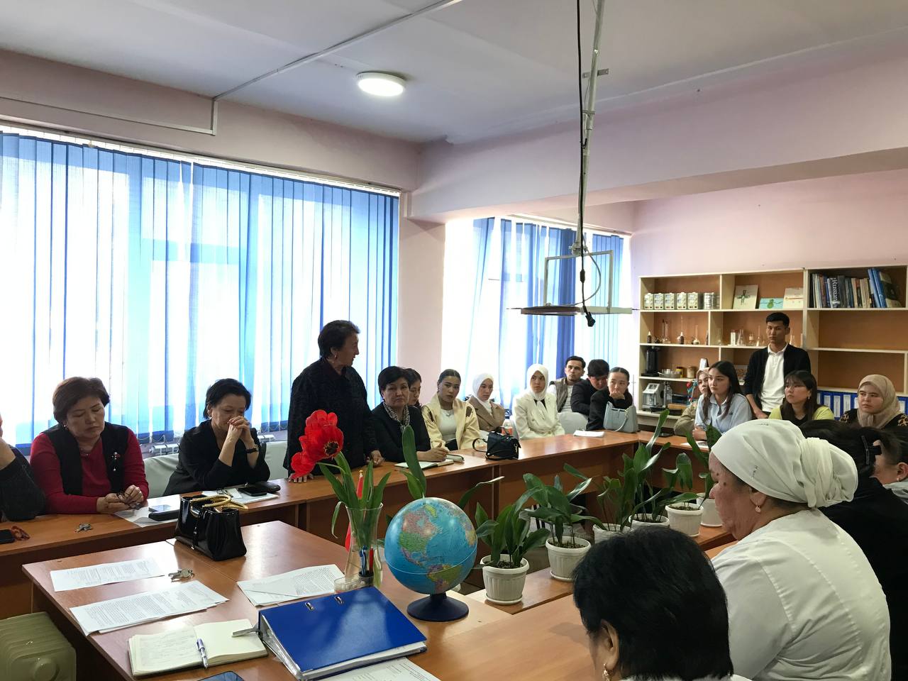 photo_5381823609824810502_y