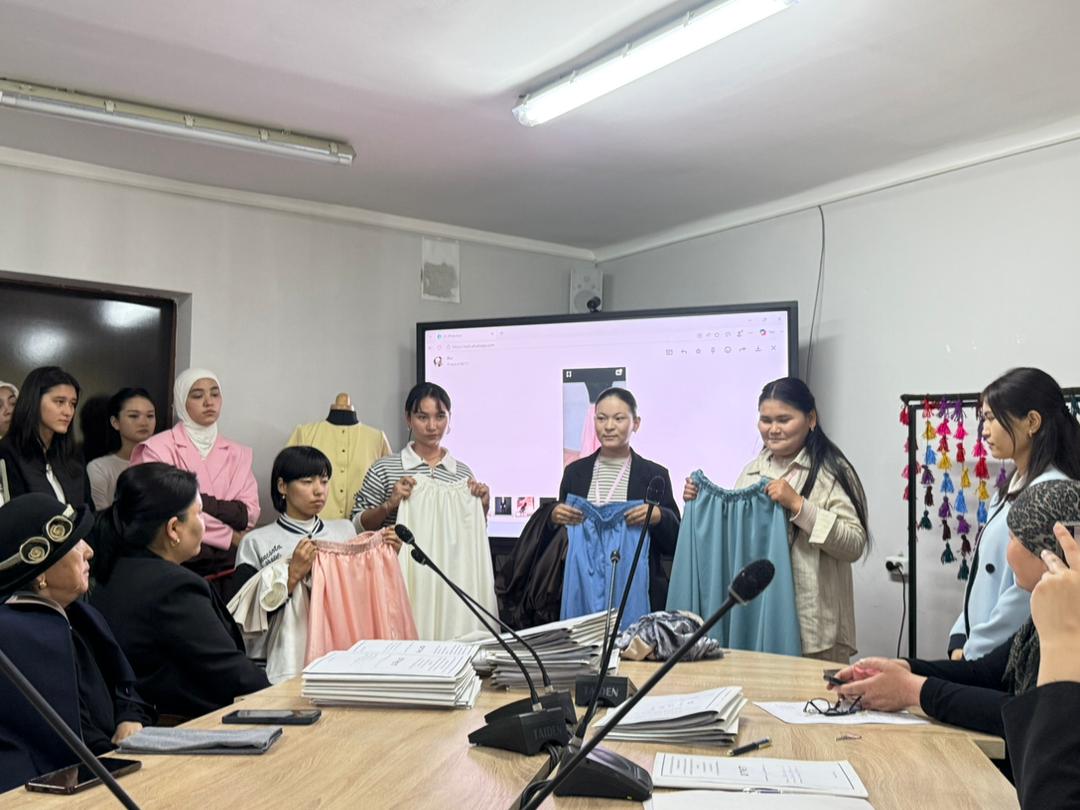 2f3461f2-fd2c-4063-aa34-c66dee92d6fc