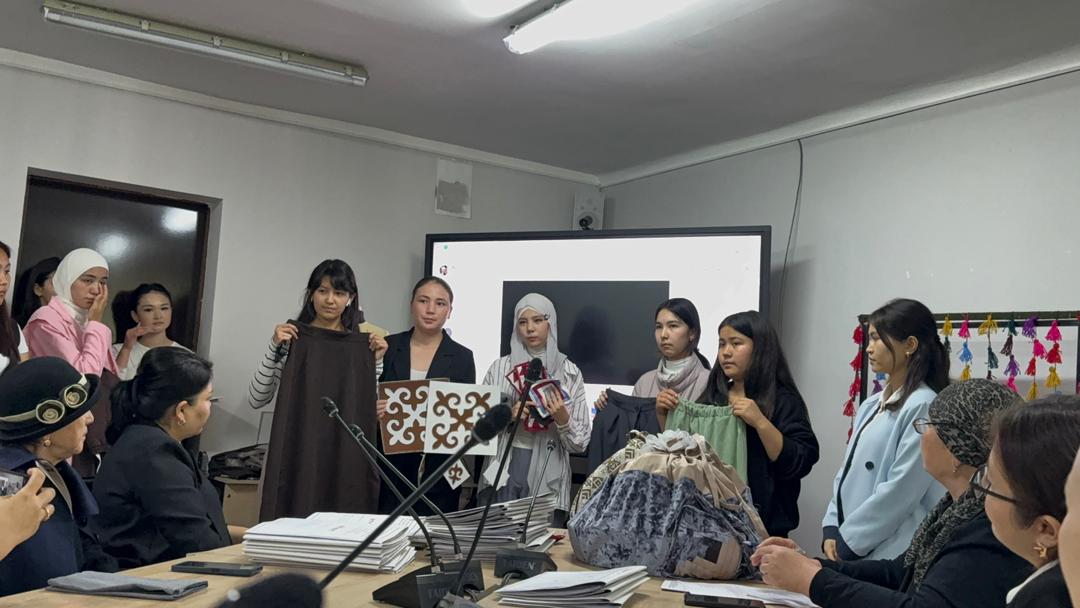 a1b367a6-4ffa-4eb0-a251-134936eded94