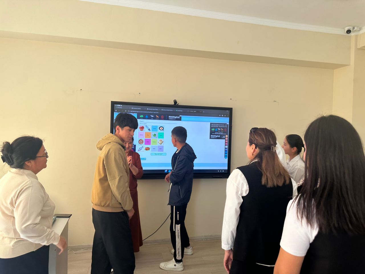 7a110efe-d194-4b5f-9059-82ed1fd7ef61