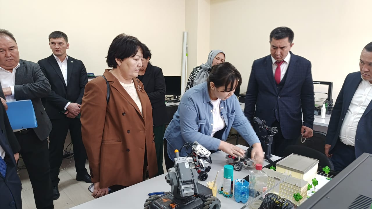 461266501_949569873883424_4421672842571961331_n