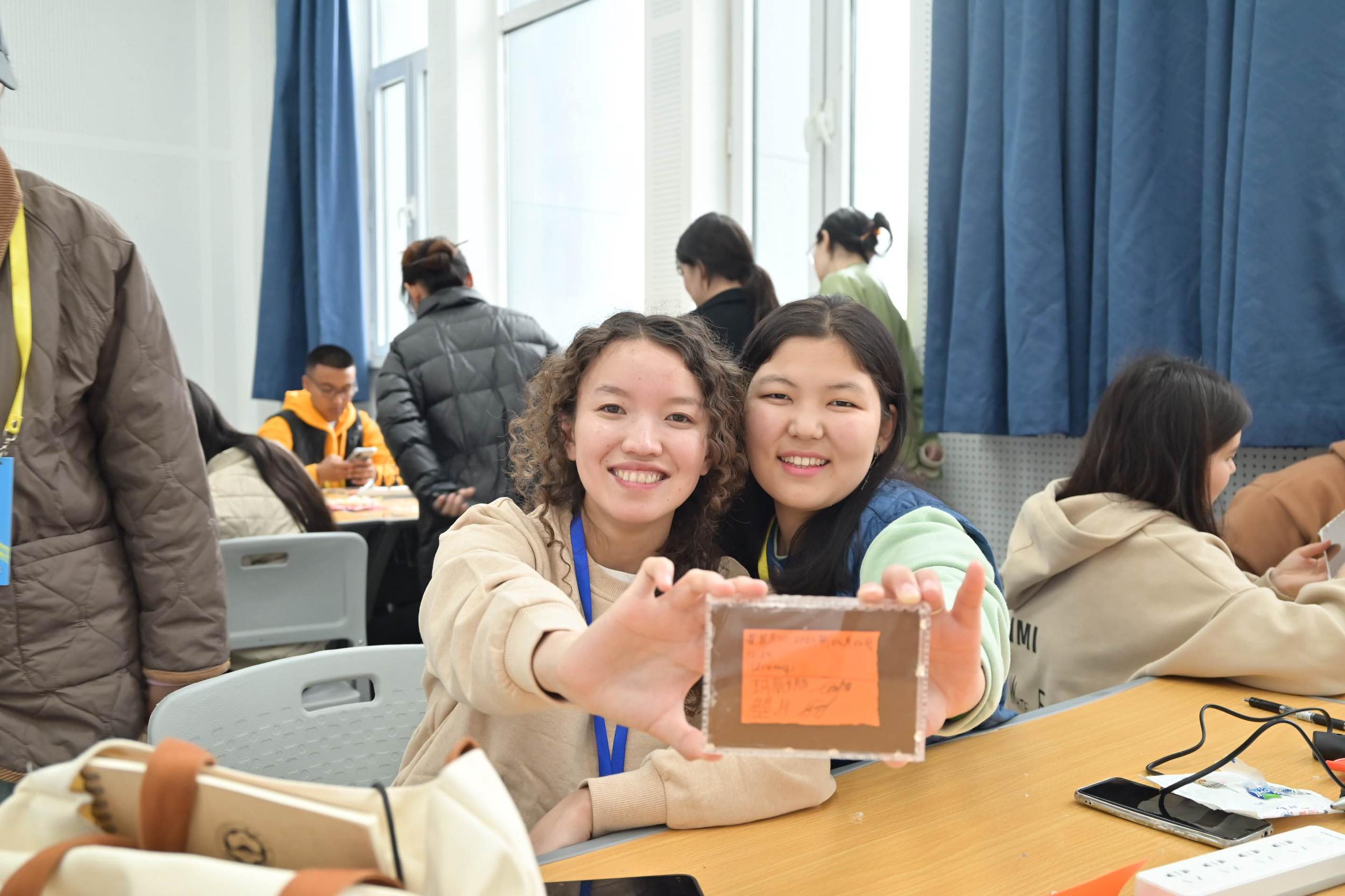 6417e4ae-57df-4e3b-820a-b994fe1c26d0