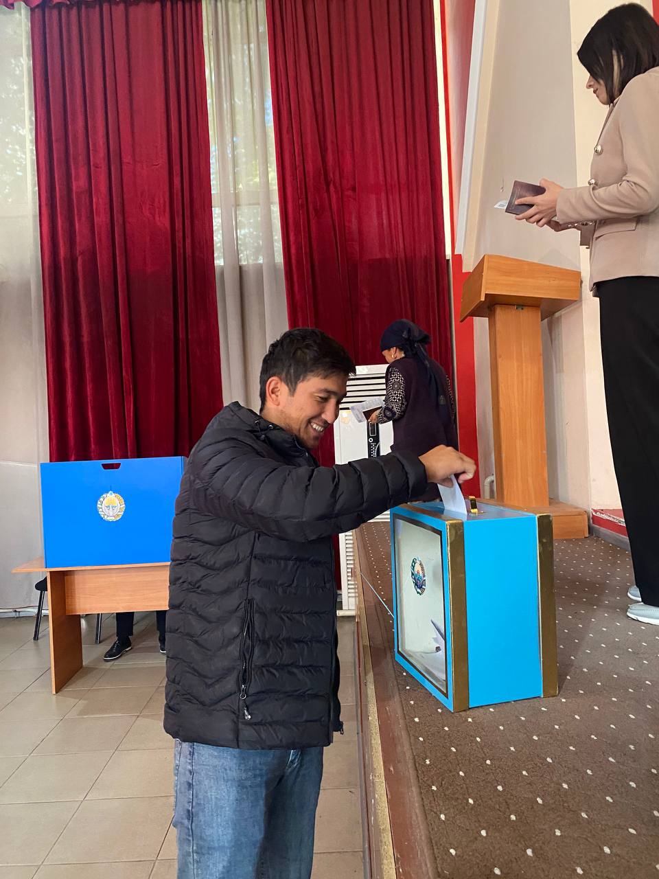 photo_5224414282488343462_y