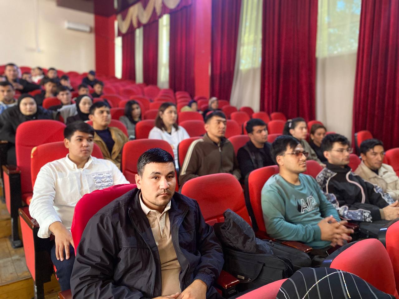 photo_5224414282488343472_y