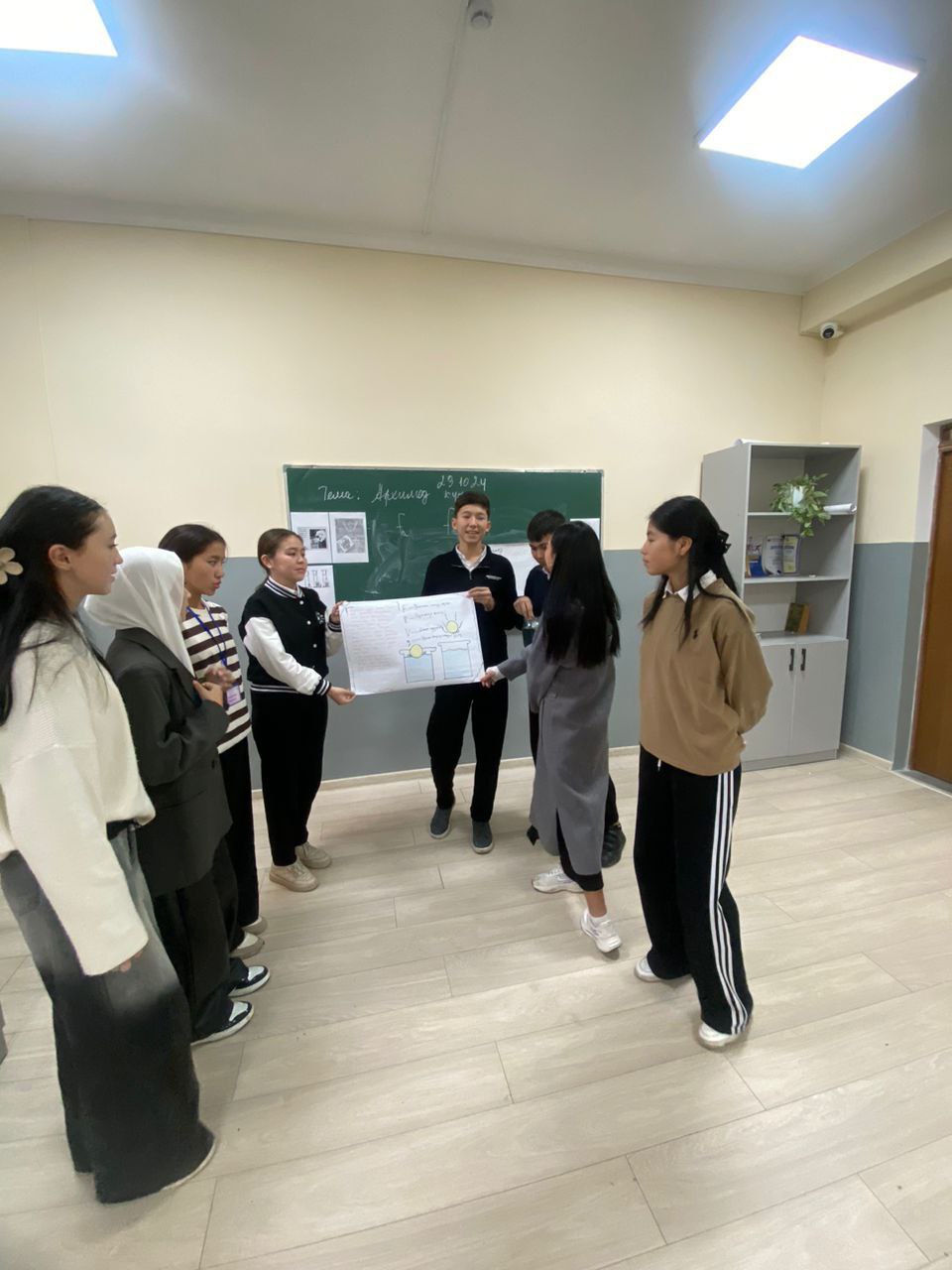 photo_5265078543220598172_y