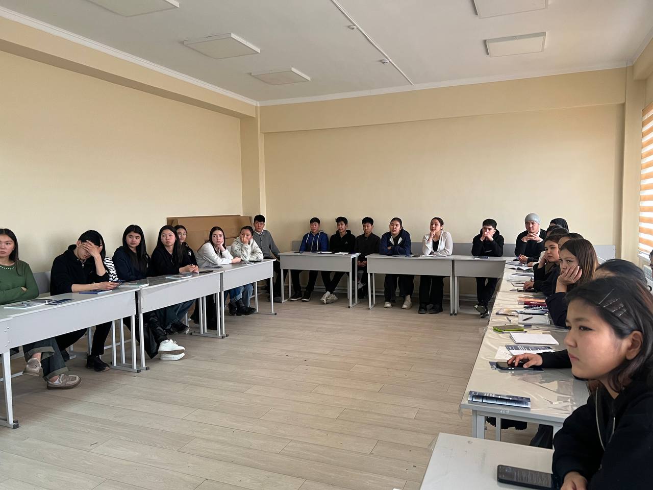 photo_2025-02-14_22-20-35